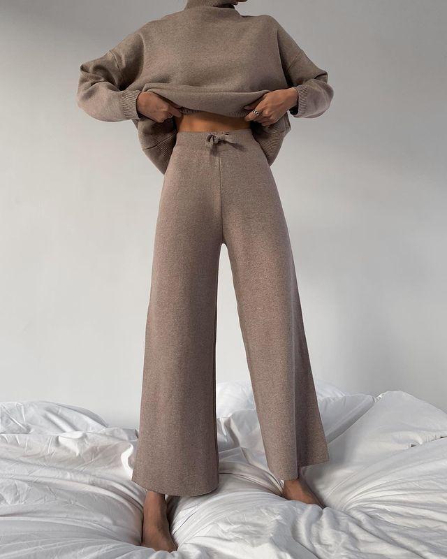 Veron Knitted Casual Suit